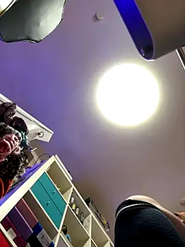 Snapshot of sexymelli18 chatting on October 2025 06:50:02 PM sexymelli18 online show from October 2025 06:50:02 PM