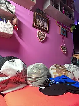 Snapshot of sexymelli18 chatting on November 2025 06:54:02 PM sexymelli18 online show from November 2025 06:54:02 PM