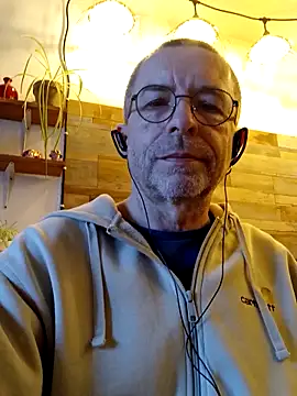 Xavspank2 online show from February 2026 10:30:01 AM