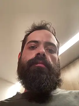 Snapshot of guccititi chatting on December 2025 08:04:01 PM guccititi online show from December 2025 08:04:01 PM