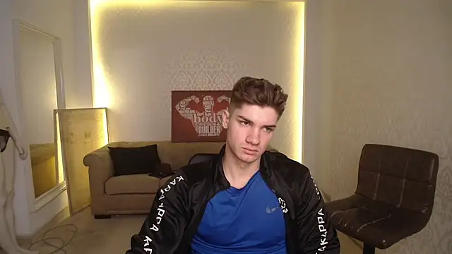 Snapshot of MaxKaiden chatting on March 2025 06:21:02 AM MaxKaiden online show from March 2025 06:21:02 AM