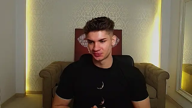 Snapshot of MaxKaiden chatting on September 2025 05:32:01 AM MaxKaiden online show from September 2025 05:32:01 AM