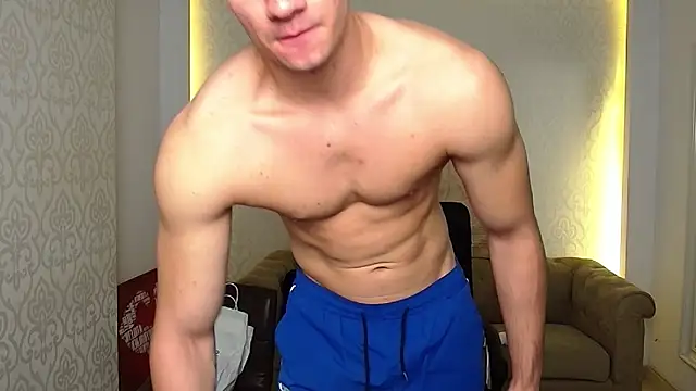 Snapshot of MaxKaiden chatting on October 2025 04:32:01 AM MaxKaiden online show from October 2025 04:32:01 AM