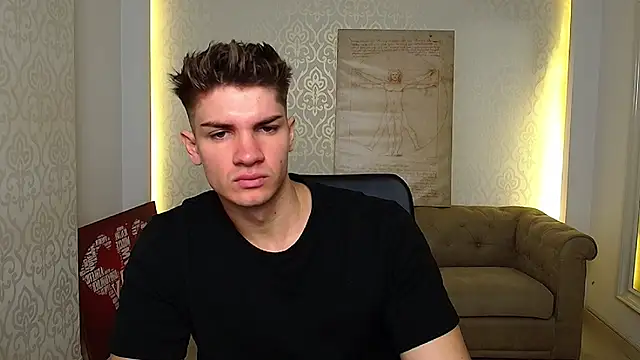 Snapshot of MaxKaiden chatting on October 2025 04:53:02 AM MaxKaiden online show from October 2025 04:53:02 AM