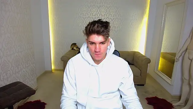 Snapshot of MaxKaiden chatting on January 2026 05:22:01 AM MaxKaiden online show from January 2026 05:22:01 AM