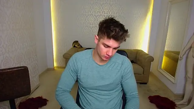 Snapshot of MaxKaiden chatting on January 2026 06:17:01 AM MaxKaiden online show from January 2026 06:17:01 AM