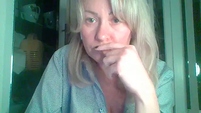 Snapshot of Mary888x chatting on February 2025 07:14:01 PM Mary888x online show from February 2025 07:14:01 PM