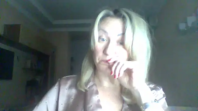 Snapshot of Mary888x chatting on March 2025 09:01:01 PM Mary888x online show from March 2025 09:01:01 PM