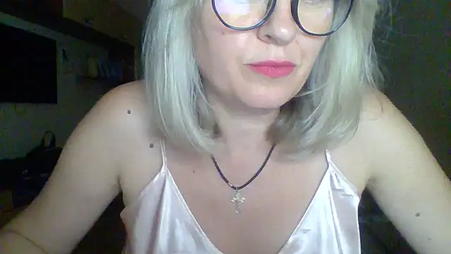 Snapshot of Mary888x chatting on September 2025 05:12:02 PM Mary888x online show from September 2025 05:12:02 PM