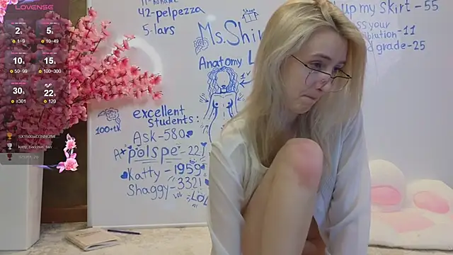 Snapshot of aishiro chatting on March 2025 07:06:01 PM aishiro online show from March 2025 07:06:01 PM