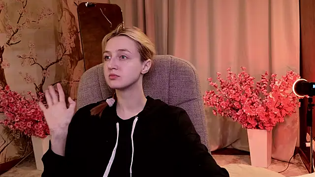 Snapshot of aishiro chatting on November 2025 05:51:02 AM aishiro online show from November 2025 05:51:02 AM