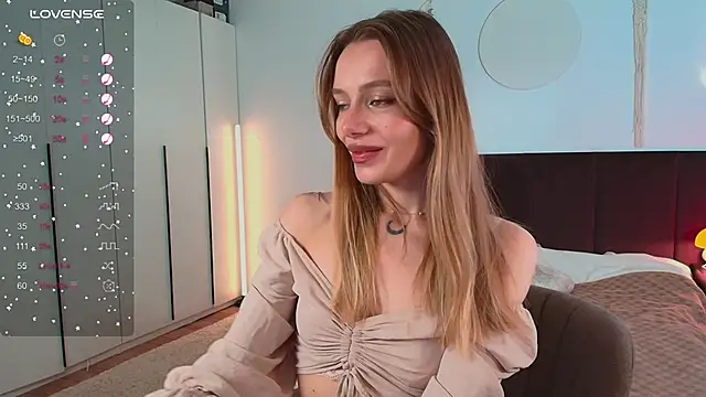 LunaticaBae online show from October 2025 02:56:01 AM