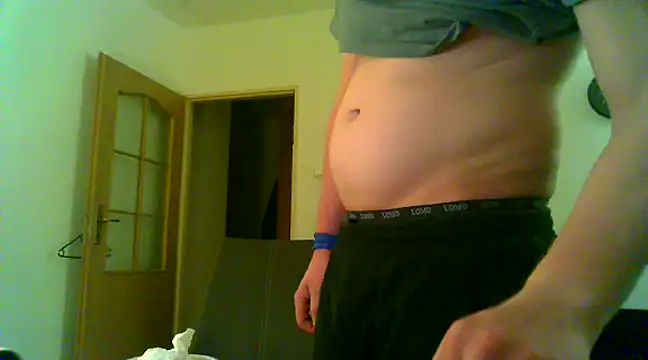 Snapshot of VickyDevilEU chatting on January 2025 12:01:01 AM VickyDevilEU online show from January 2025 12:01:01 AM