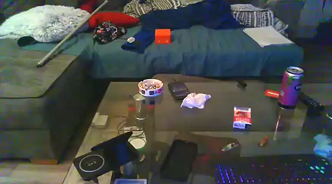 Snapshot of VickyDevilEU chatting on March 2025 10:21:02 PM VickyDevilEU online show from March 2025 10:21:02 PM