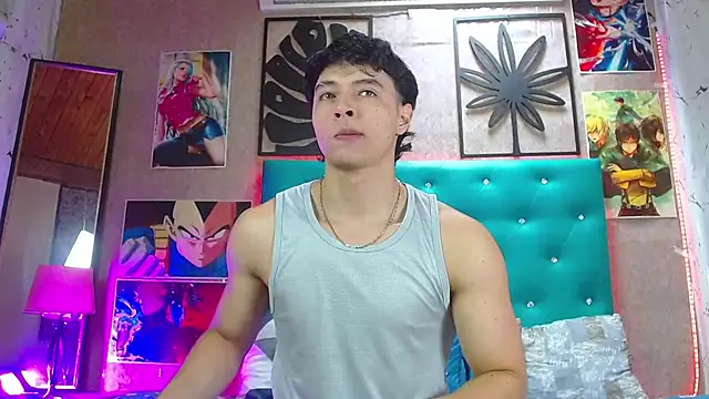 LiamAndrewzz online show from October 2025 05:37:02 PM