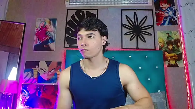 LiamAndrewzz online show from May 2026 04:21:01 AM