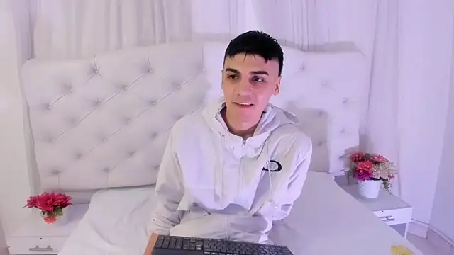 frank jhonsson online show from October 2025 07:02:01 PM