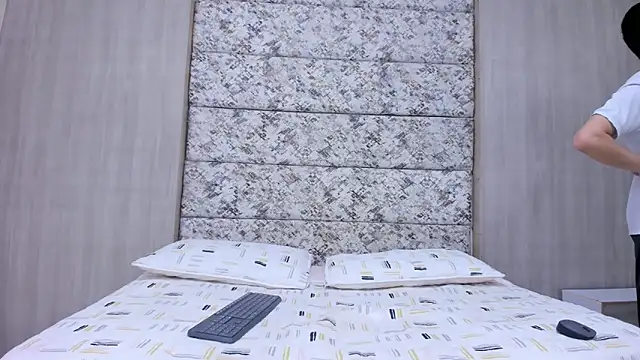 frank jhonsson online show from February 2026 06:48:01 PM