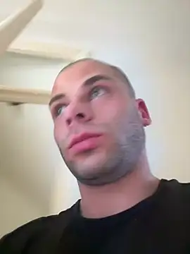 Snapshot of pesyelisa chatting on February 2025 02:14:02 PM pesyelisa online show from February 2025 02:14:02 PM