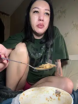 Snapshot of Naughtbaby_2025 chatting on March 2025 03:00:02 AM Naughtbaby 2025 online show from March 2025 03:00:02 AM