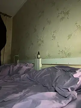 Snapshot of Naughtbaby_2025 chatting on March 2025 01:46:01 AM Naughtbaby 2025 online show from March 2025 01:46:01 AM