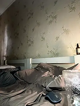 Snapshot of Naughtbaby_2025 chatting on September 2025 03:12:02 PM Naughtbaby 2025 online show from September 2025 03:12:02 PM