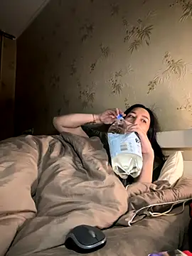 Snapshot of Naughtbaby_2025 chatting on October 2025 02:02:05 AM Naughtbaby 2025 online show from October 2025 02:02:05 AM