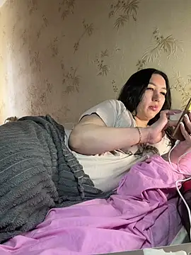 Naughtbaby 2025 online show from April 2026 02:43:02 PM