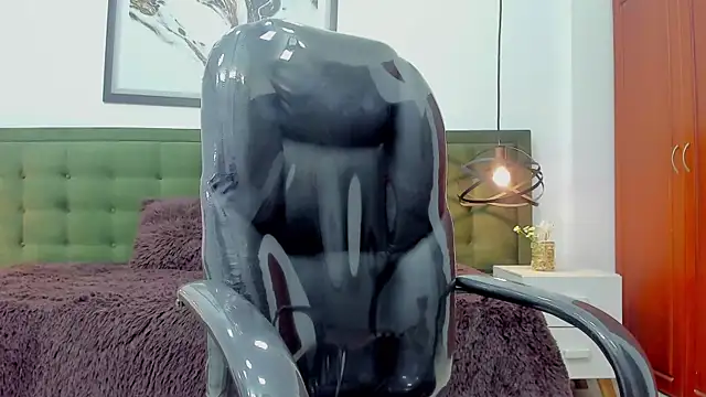 Snapshot of Johann_sex chatting on October 2025 05:13:02 PM Johann sex online show from October 2025 05:13:02 PM