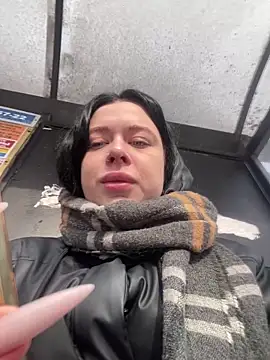 AlishaPrettyBlade online show from March 2025 03:24:01 AM