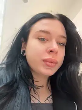 AlishaPrettyBlade online show from October 2025 08:36:02 AM