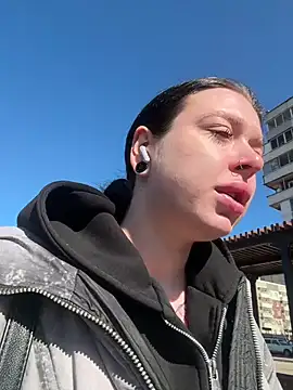 Snapshot of AlishaPrettyBlade chatting on April 2026 03:40:02 AM AlishaPrettyBlade online show from April 2026 03:40:02 AM