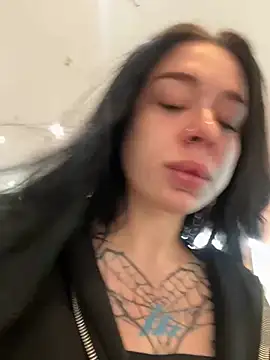 Snapshot of AlishaPrettyBlade chatting on April 2026 04:06:02 AM AlishaPrettyBlade online show from April 2026 04:06:02 AM