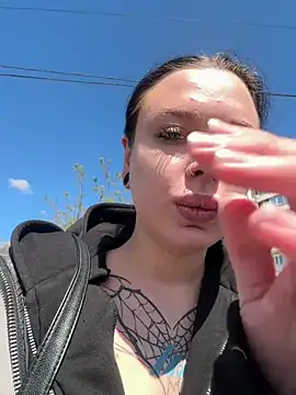 AlishaPrettyBlade online show from May 2026 04:40:02 AM