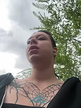 AlishaPrettyBlade online show from May 2026 04:21:02 AM
