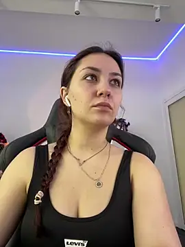 AshleySkott  online show from October 2025 08:29:02 AM