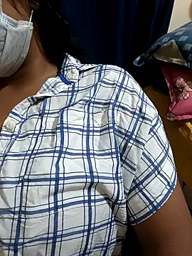 Snapshot of COZY_ROZI chatting on September 2025 03:56:02 PM COZY ROZI online show from September 2025 03:56:02 PM