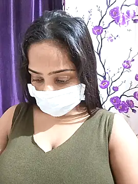 Snapshot of COZY_ROZI chatting on September 2025 04:20:01 PM COZY ROZI online show from September 2025 04:20:01 PM