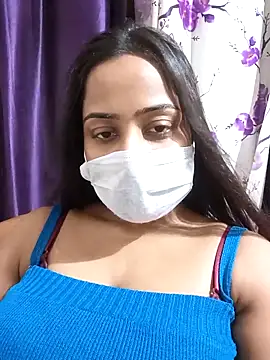 Snapshot of COZY_ROZI chatting on November 2025 03:44:02 PM COZY ROZI online show from November 2025 03:44:02 PM