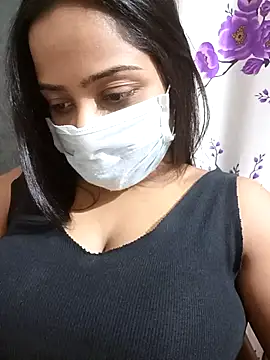 Snapshot of COZY_ROZI chatting on November 2025 06:20:01 PM COZY ROZI online show from November 2025 06:20:01 PM