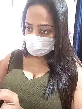 Snapshot of COZY_ROZI chatting on November 2025 11:53:02 AM COZY ROZI online show from November 2025 11:53:02 AM