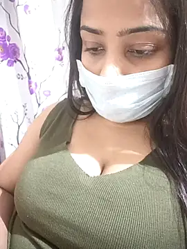 Snapshot of COZY_ROZI chatting on November 2025 04:42:02 PM COZY ROZI online show from November 2025 04:42:02 PM