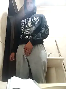 Quint3n online show from November 2025 11:36:02 PM