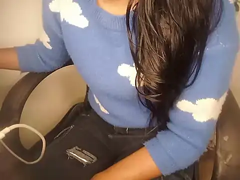 Snapshot of GOLDEN-BEAUTY chatting on February 2025 10:16:02 AM GOLDEN-BEAUTY online show from February 2025 10:16:02 AM