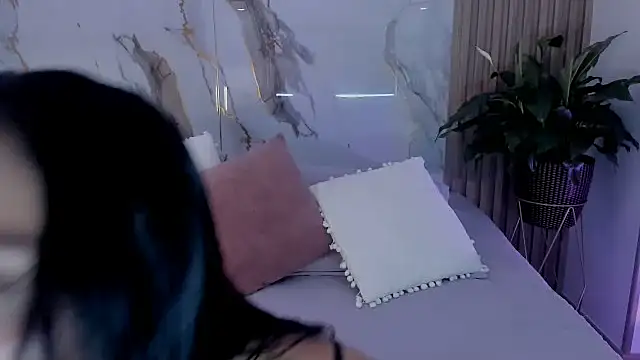 Snapshot of miss_martiina chatting on October 2025 10:04:01 PM miss martiina online show from October 2025 10:04:01 PM