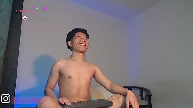 Magno 03 online show from October 2025 11:46:01 PM