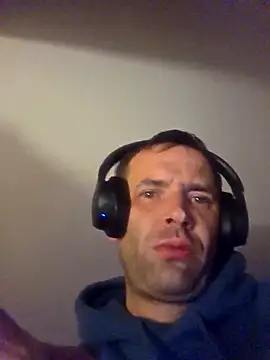 Snapshot of Nidge251 chatting on September 2025 04:59:02 AM Nidge251 online show from September 2025 04:59:02 AM