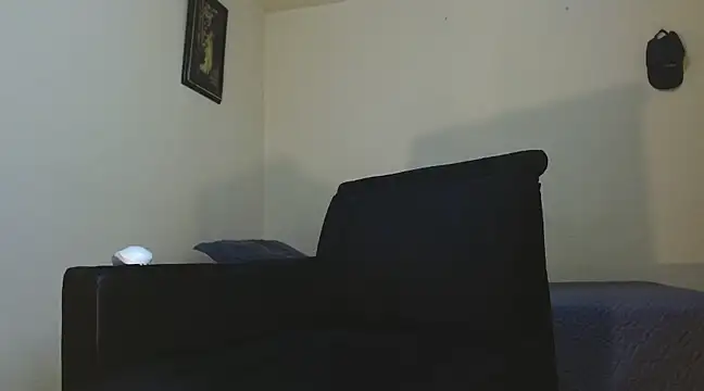 Snapshot of AngelHil chatting on February 2025 10:41:01 AM AngelHil online show from February 2025 10:41:01 AM