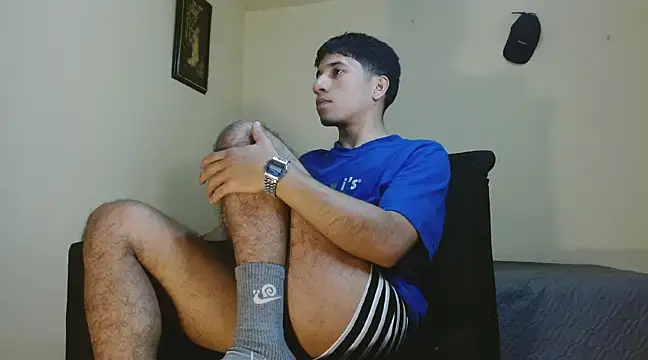 Snapshot of AngelHil chatting on March 2025 05:38:01 AM AngelHil online show from March 2025 05:38:01 AM