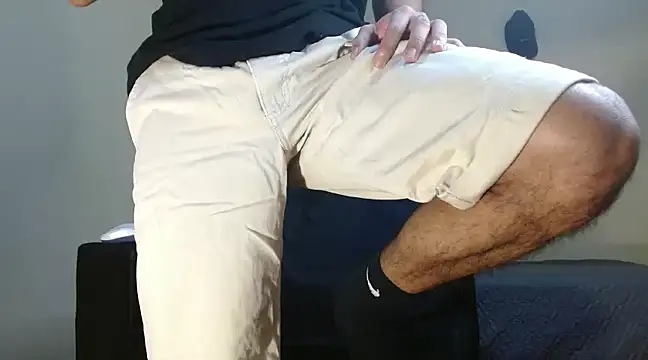 Snapshot of AngelHil chatting on March 2025 04:03:01 AM AngelHil online show from March 2025 04:03:01 AM